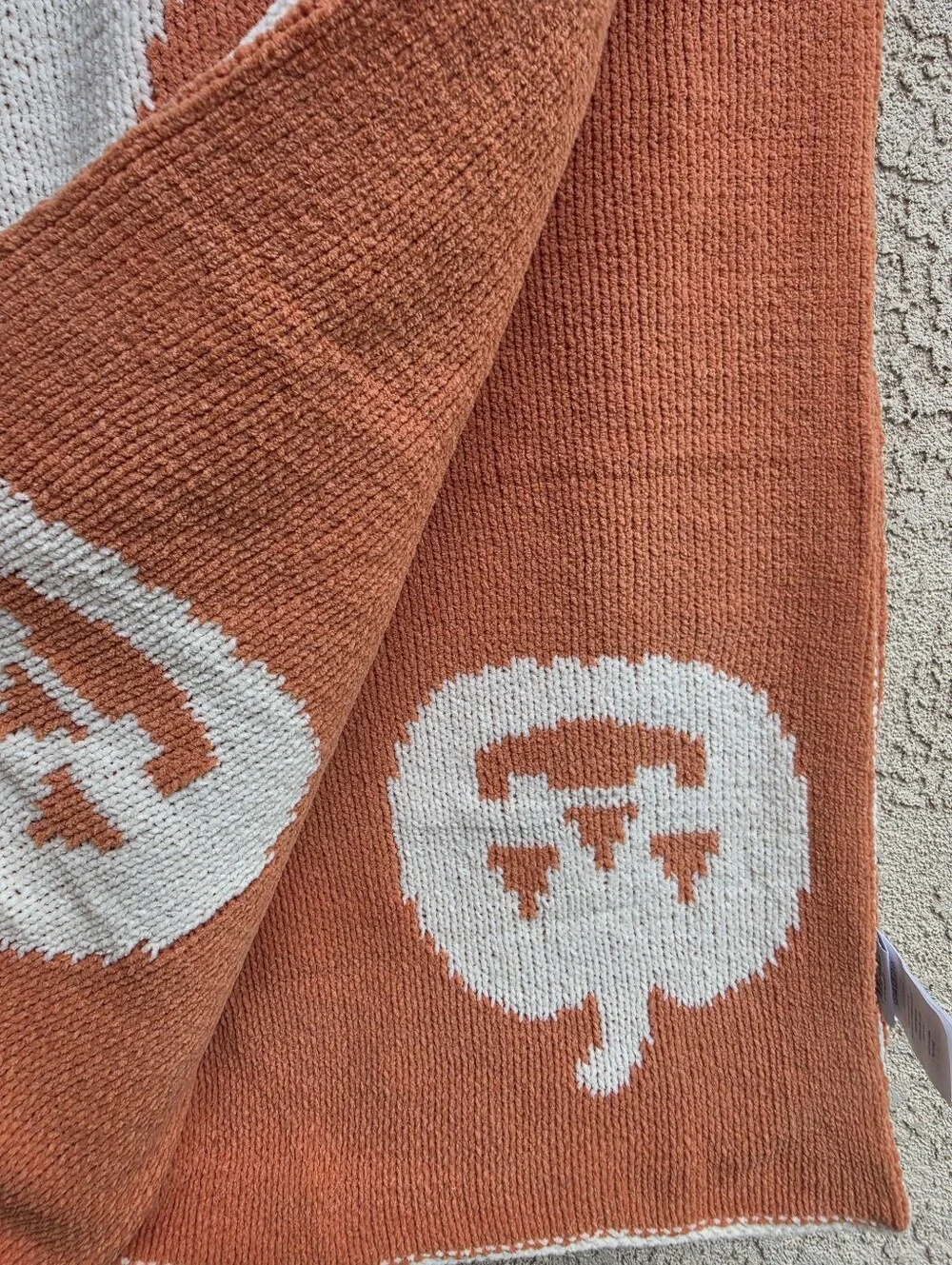 Martha Stewart Jack-o'-Lantern Knit Decorative Throw - Orange on Cream NWT
